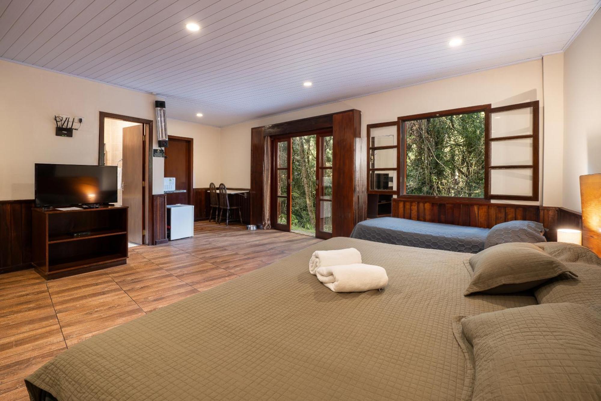 Hotel Surya-pan Refugio Campos do Jordao