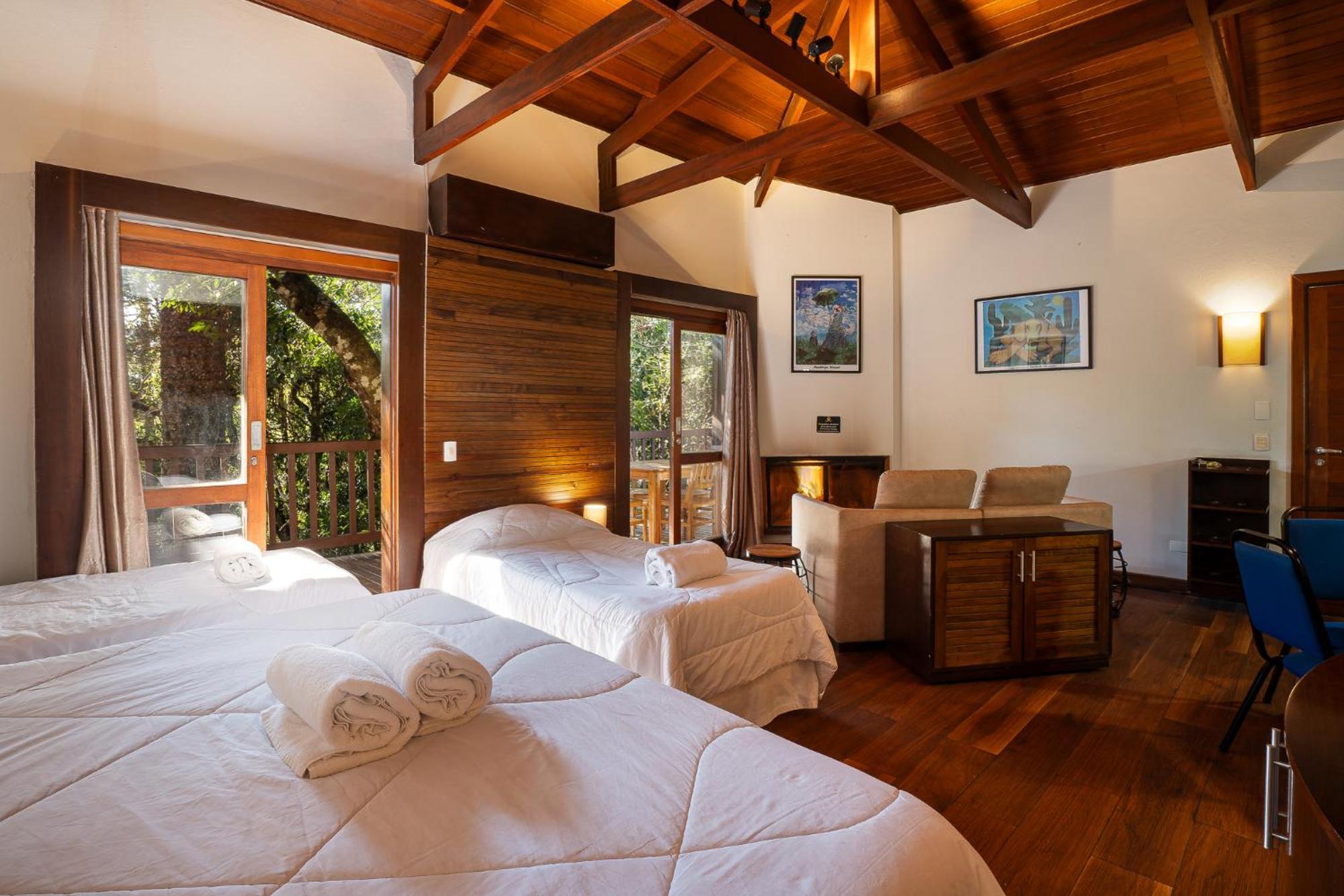 Surya-pan Refugio Hotel